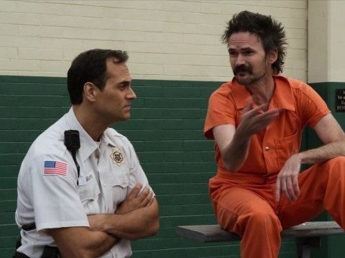 Justified S3 6 - Todd Stashwick as Ash Murphy, left, and Jeremy Davies as Dickie Bennett